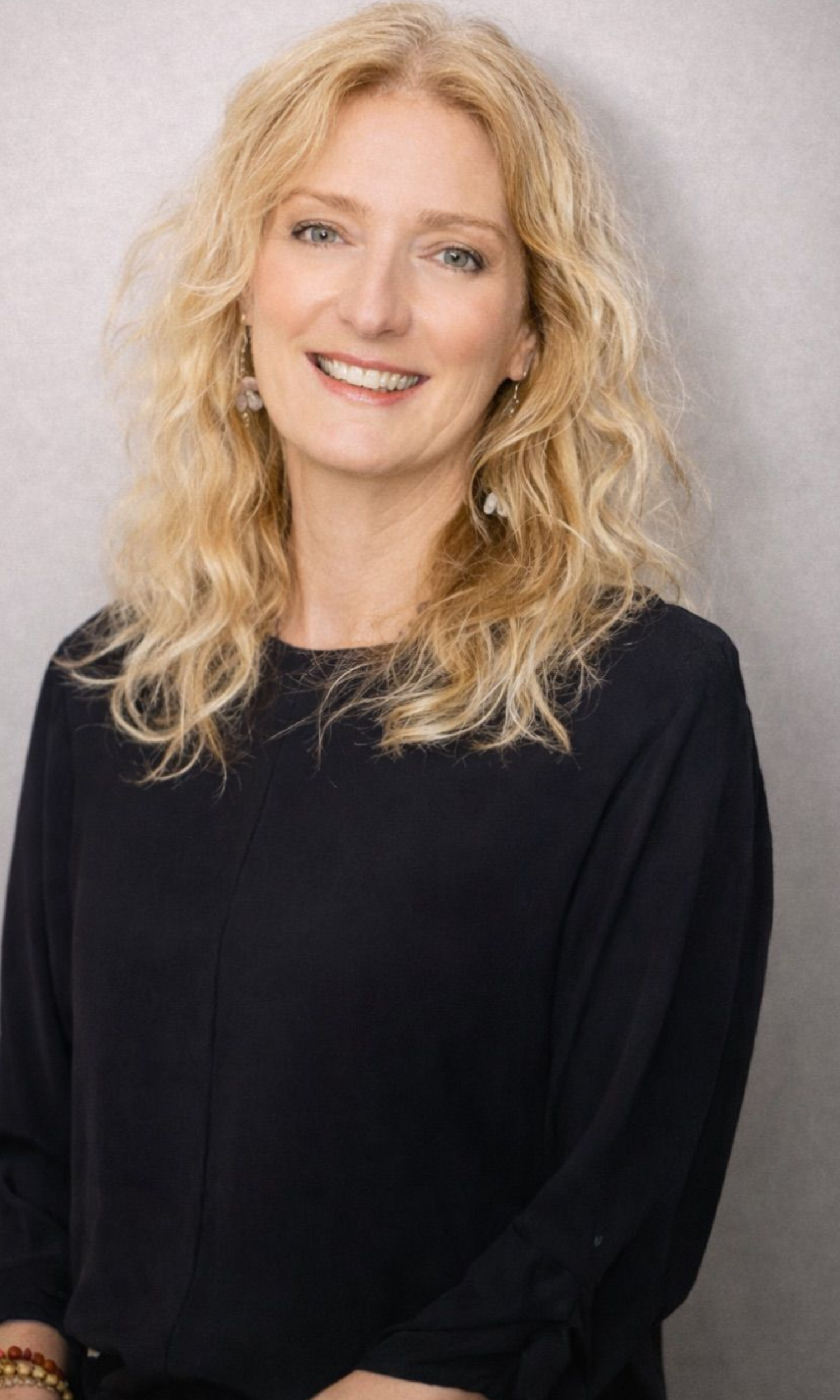 Simone Ruiter portret - (1500 x 2500 px) simone-ruiter-portret-1500x2500-px